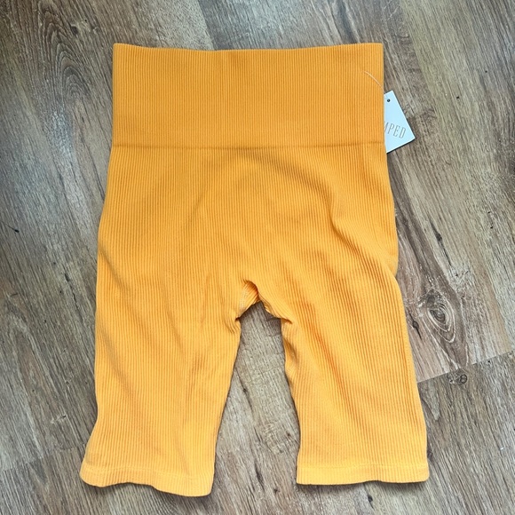 Orange biker shorts - Picture 2 of 3